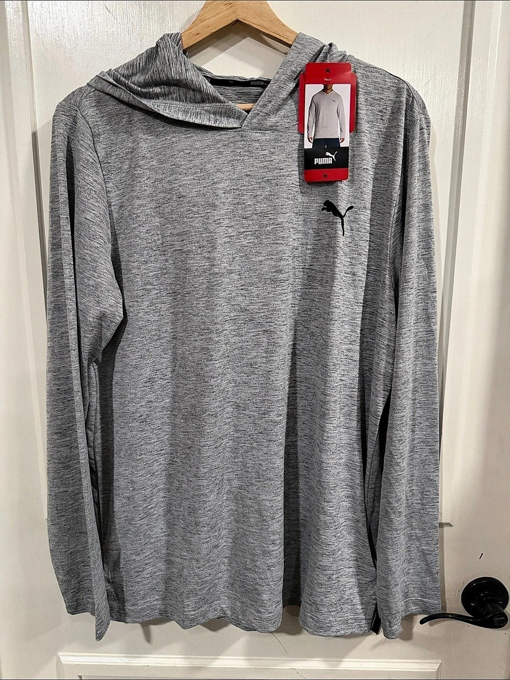 Men’s Puma Essentials Logo Hoodie Gray Medium